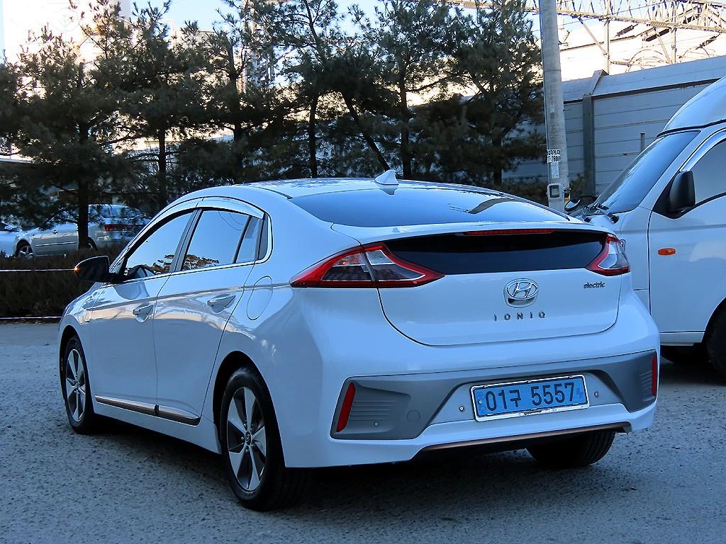 현대 아이오닉 일렉트릭 Q - 이미지 5