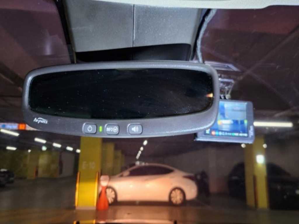 쉐보레 (대우) 올란도 2.0 LPGi 퍼펙트 블랙 - 이미지 2