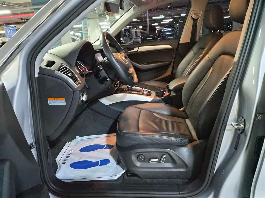 아우디 Q5 35 TDI 콰트로 - 이미지 2