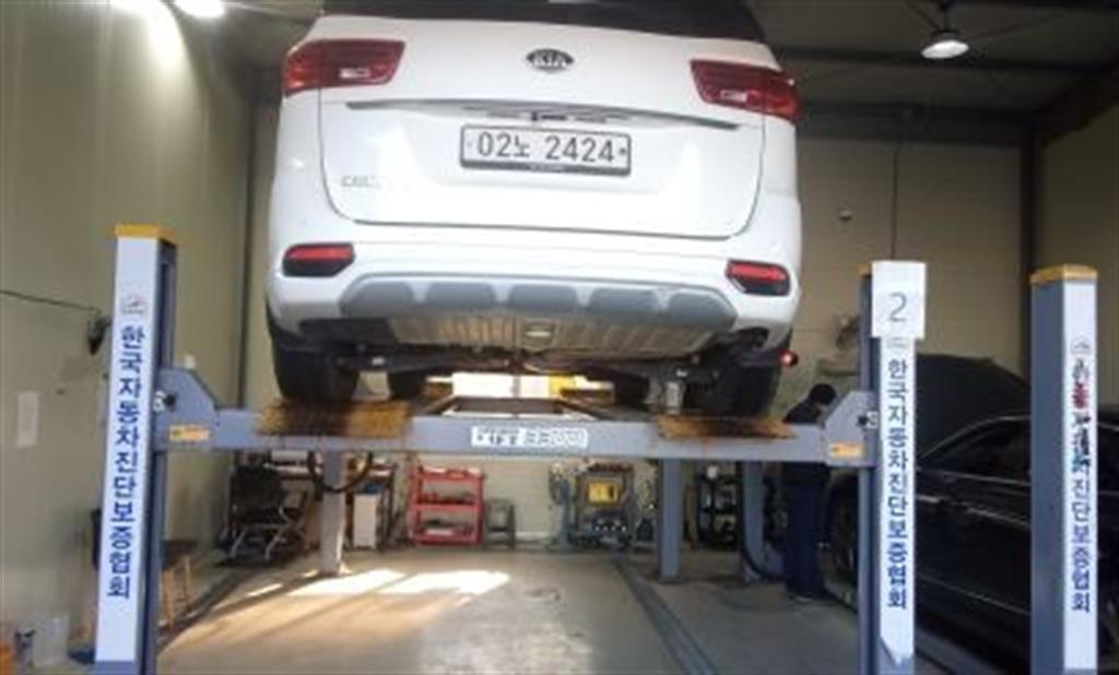 기아 더 뉴카니발 9인승 디젤 프레스티지 - 이미지 2