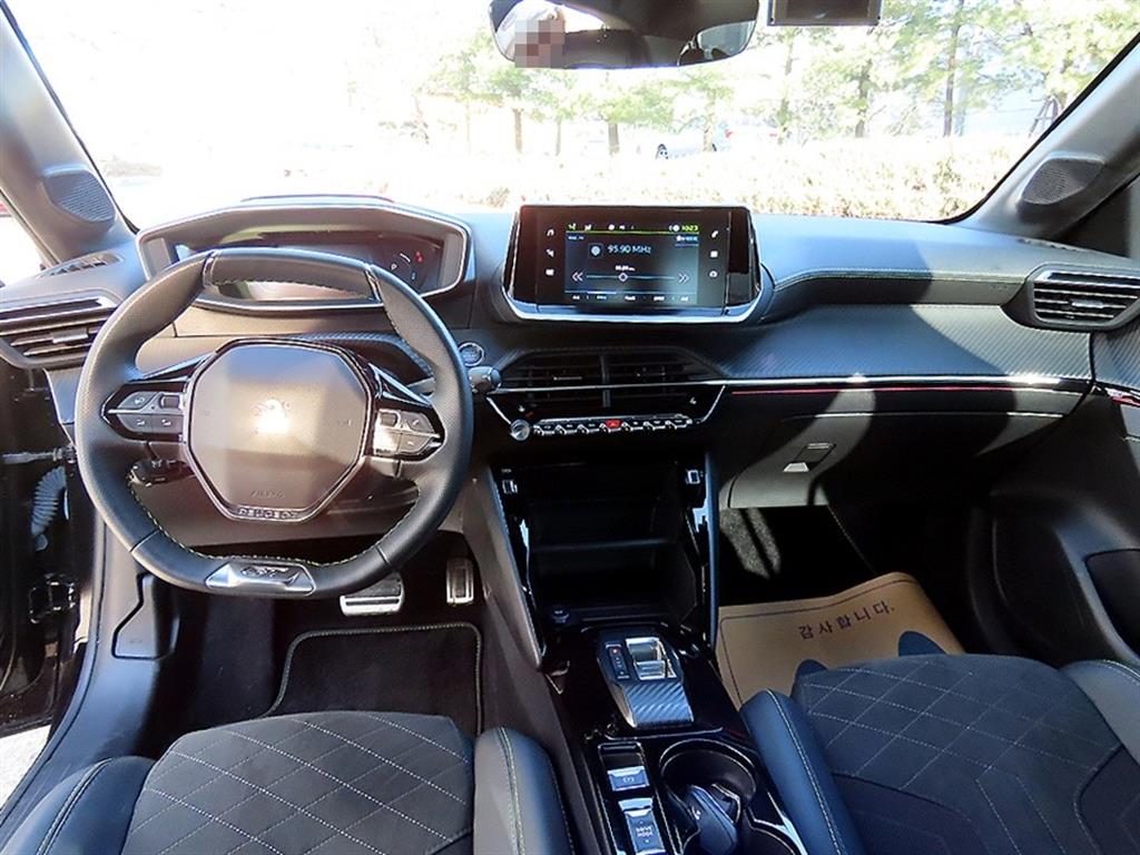 푸조 e-208 e-208 GT - 이미지 19