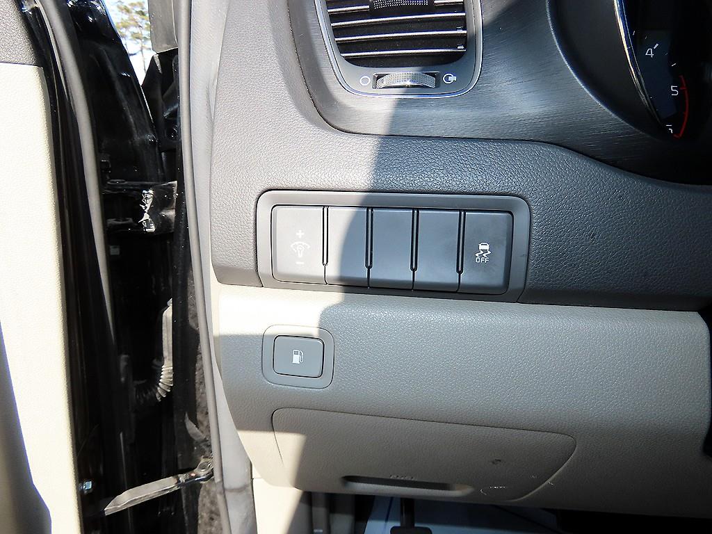 기아 올 뉴카니발 9인승 디젤 럭셔리 - 이미지 7