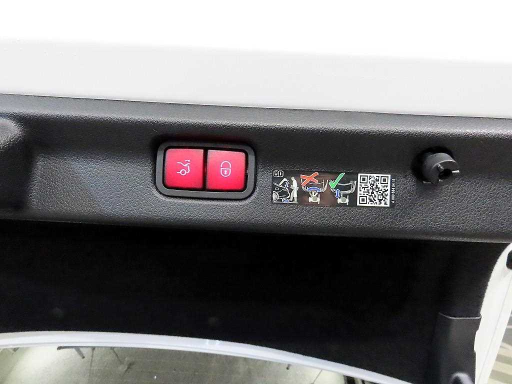 벤츠 EQE EQE 350+ - 이미지 20