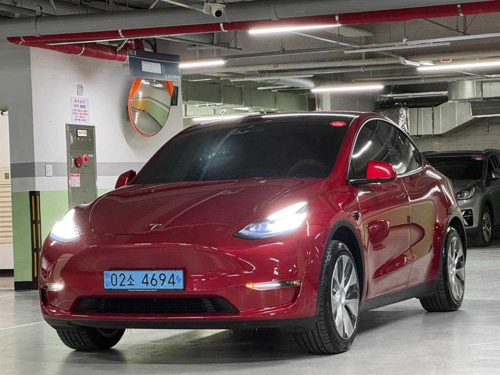 테슬라 모델 Y RWD 스탠다드 레인지 - 이미지 6