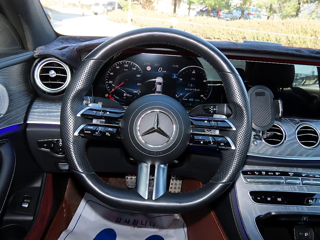 벤츠 E클래스(5세대) E350 4매틱 AMG 라인 - 이미지 4