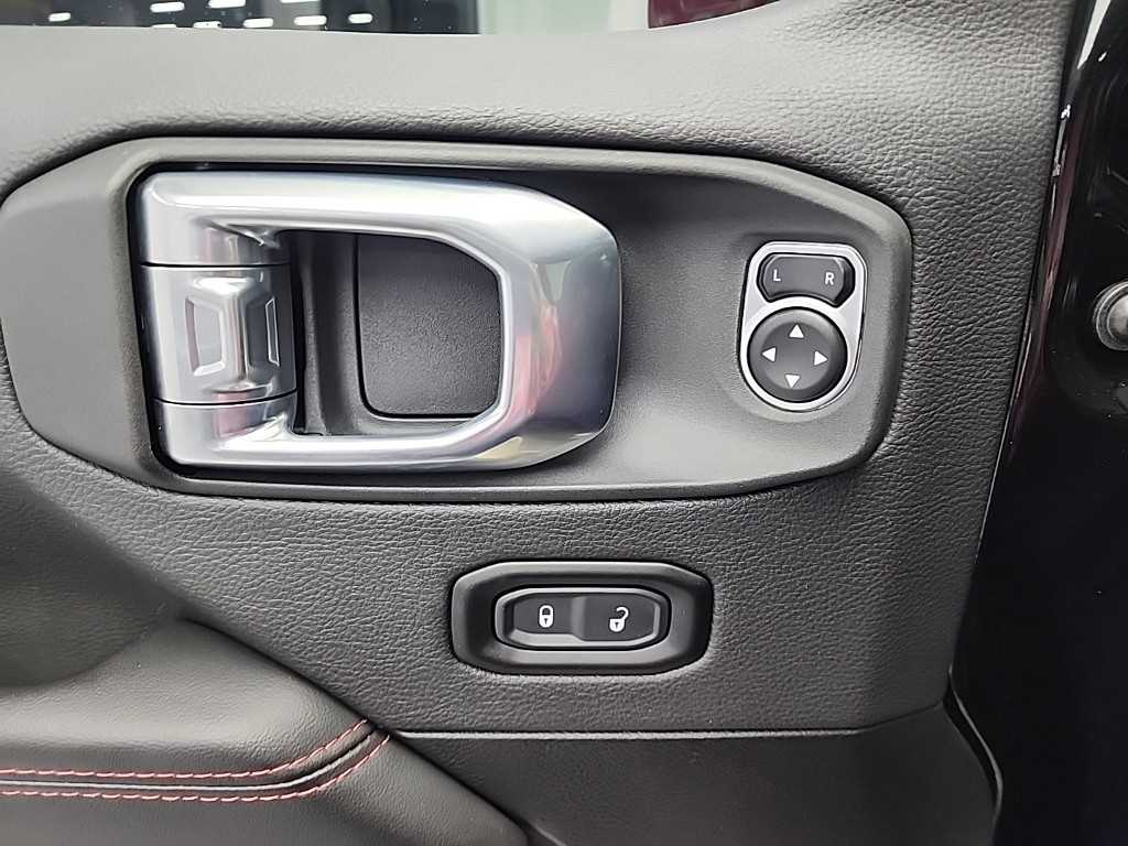 지프 랭글러(JL) 2.0 루비콘 4DR - 이미지 9