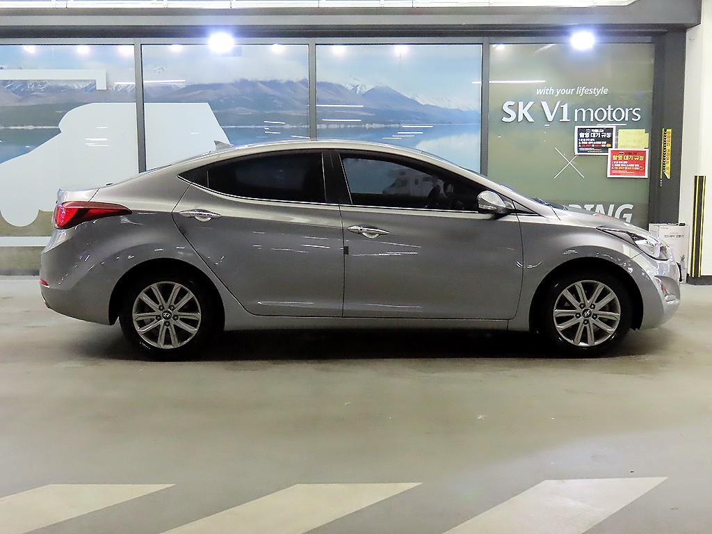 현대 더 뉴아반떼MD 1.6 GDi 모던 - 이미지 2