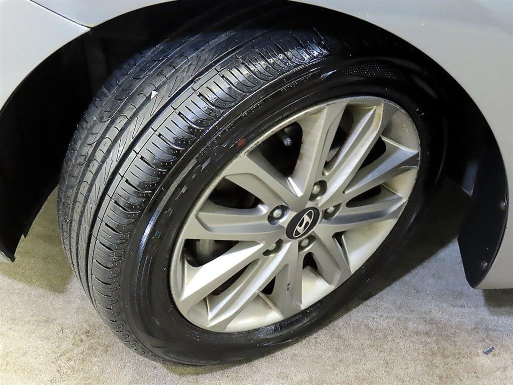 현대 더 뉴아반떼MD 1.6 GDi 모던 - 이미지 11