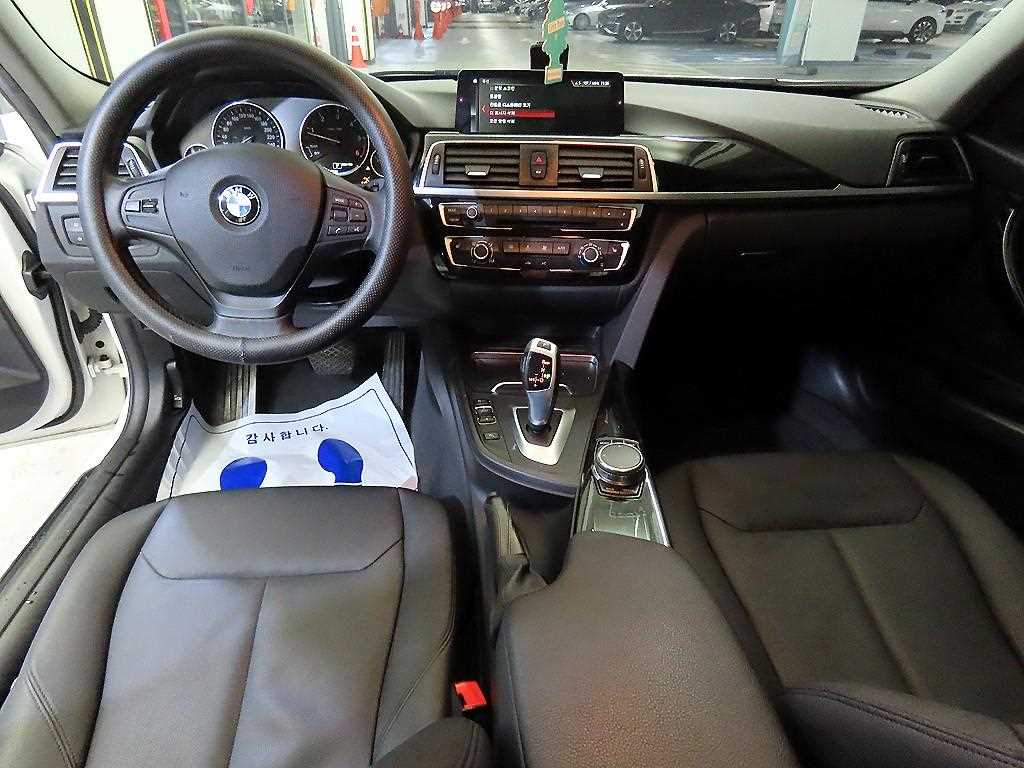 BMW 3시리즈(6세대) 320d ED 에디션 - 이미지 4