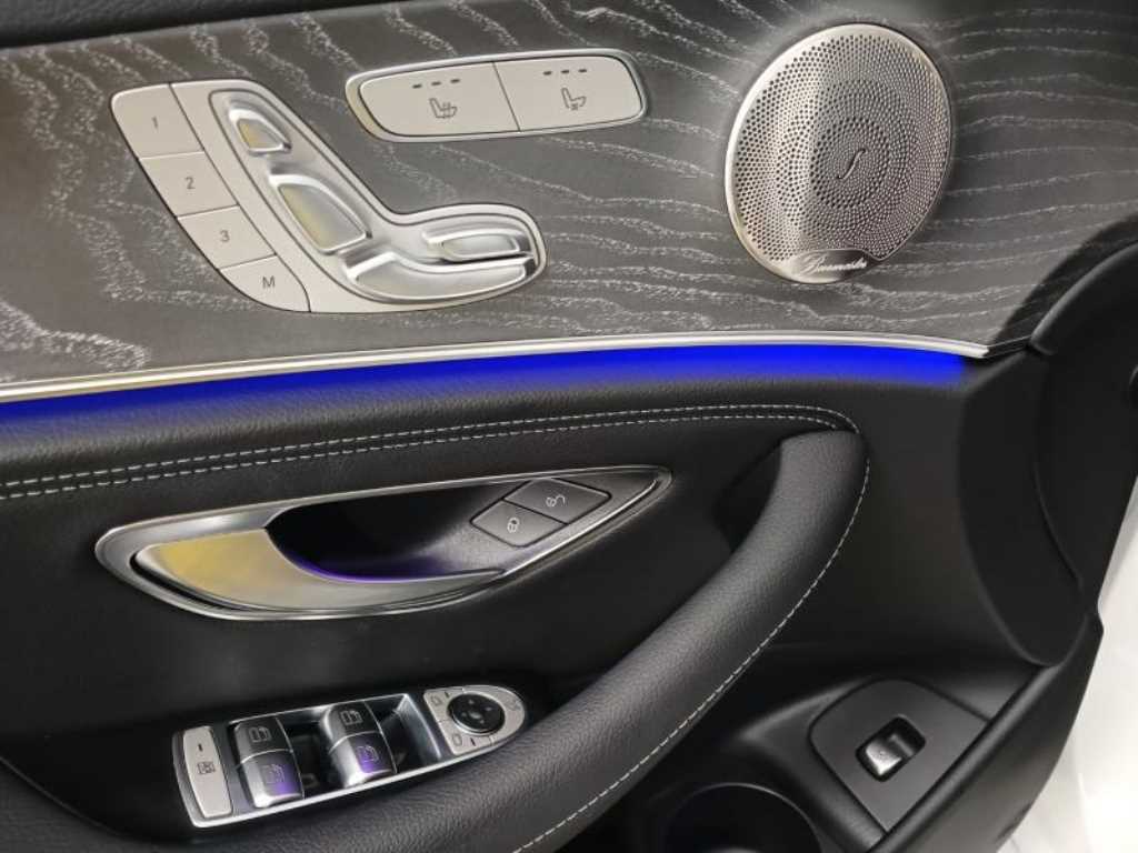 벤츠 E클래스(5세대) E350 4매틱 AMG 라인 - 이미지 5