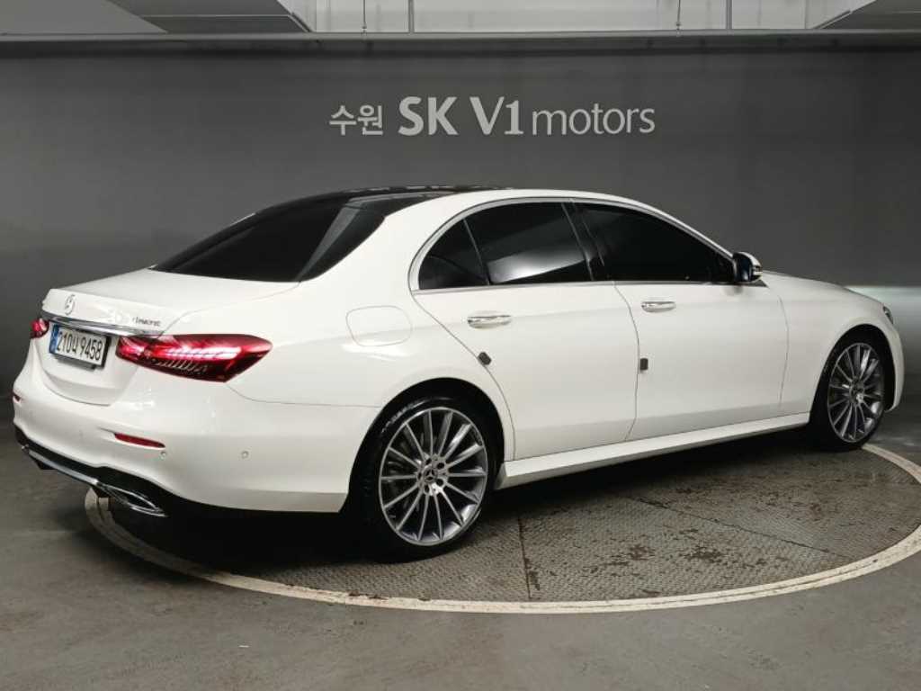 벤츠 E클래스(5세대) E350 4매틱 AMG 라인 - 이미지 19