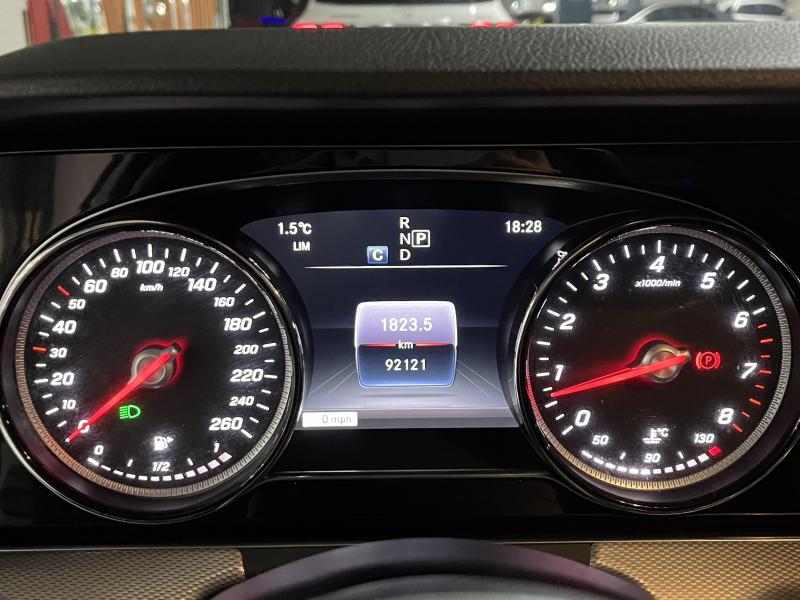 벤츠 E클래스(5세대) E300 아방가르드 - 이미지 4