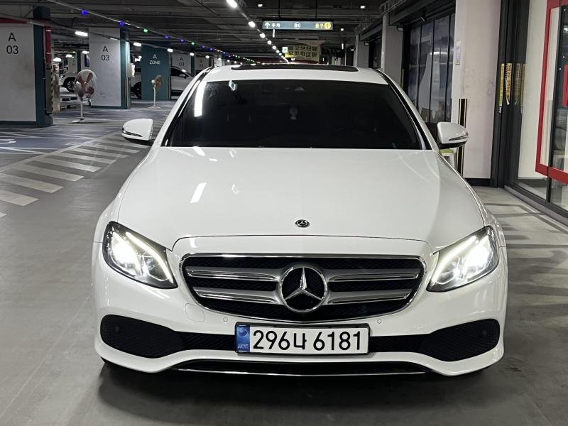 벤츠 E클래스(5세대) E300 아방가르드 - 이미지 13