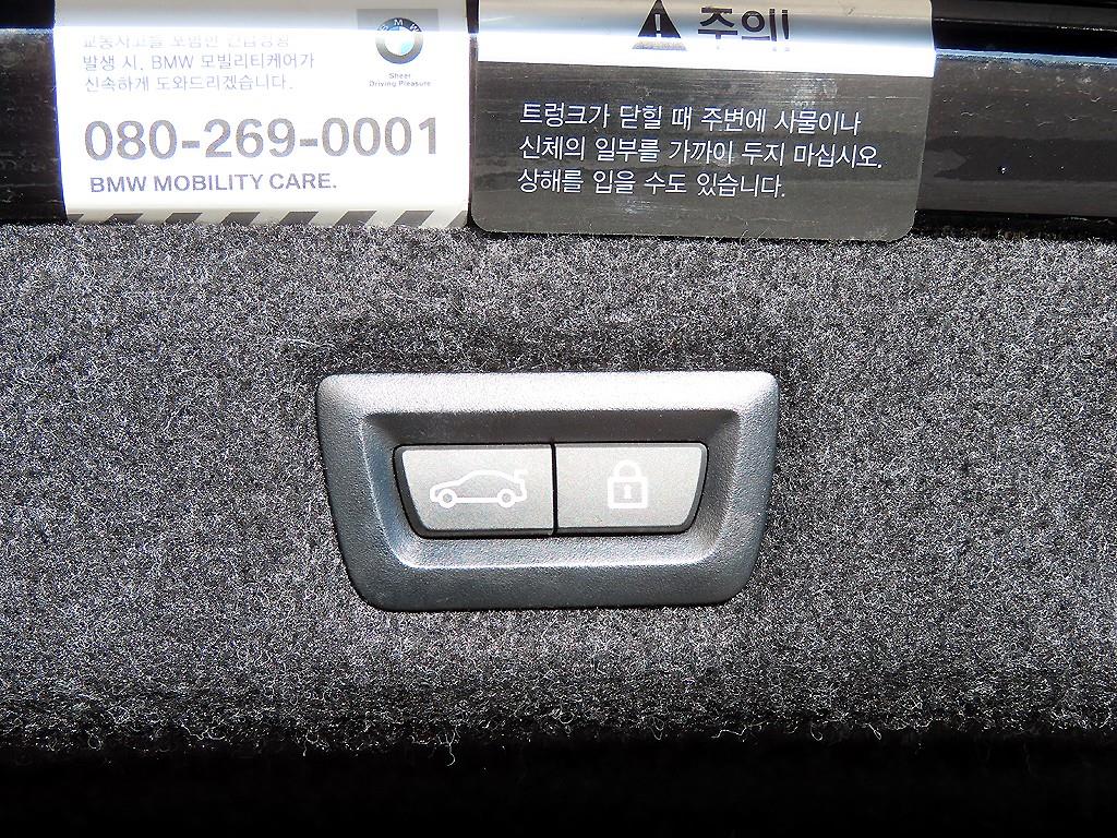 BMW 5시리즈(7세대) 530e M 스포츠팩 - 이미지 6