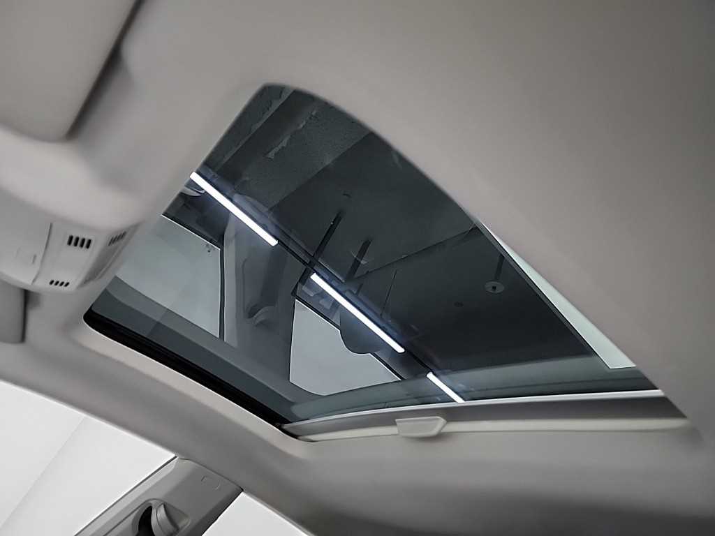 폭스바겐 아테온 2.0 TDI 프레스티지 - 이미지 13