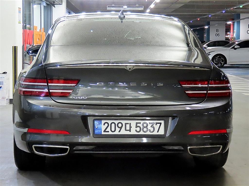 제네시스 더 올뉴G80 가솔린 2.5 2WD 기본형 - 이미지 12