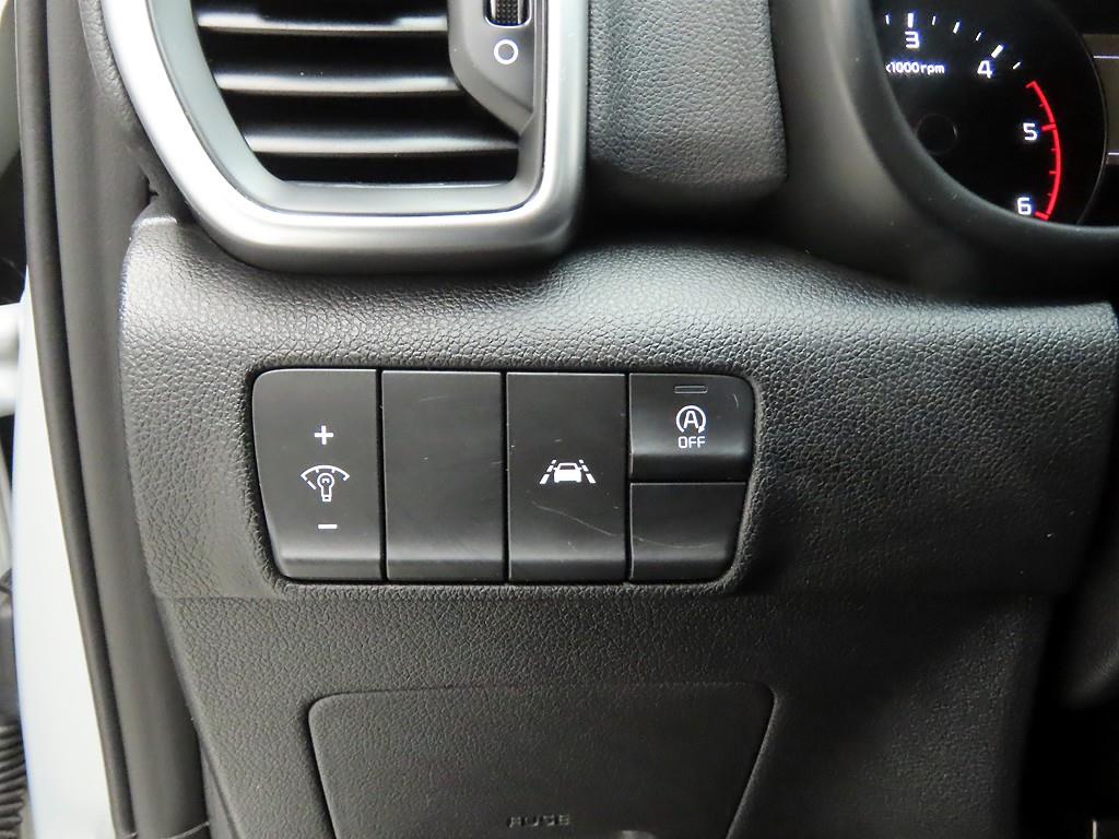 기아 스포티지 더 볼드 1.6 디젤 2WD 트렌디 - 이미지 8