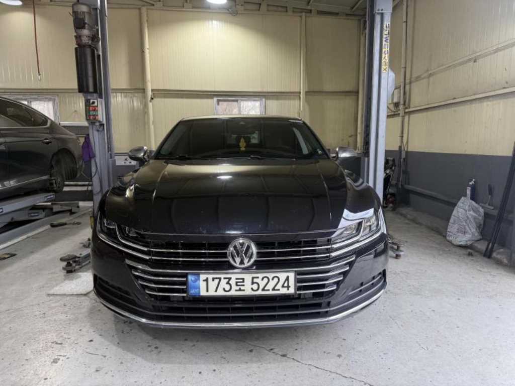 폭스바겐 아테온 2.0 TDI 엘레강스 프리미엄