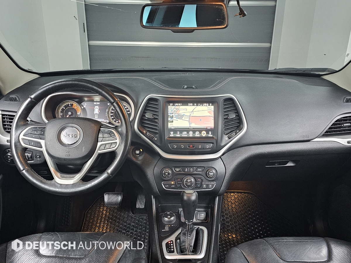 지프 체로키(KL) 2.2 CRD 4WD 리미티드 - 이미지 12