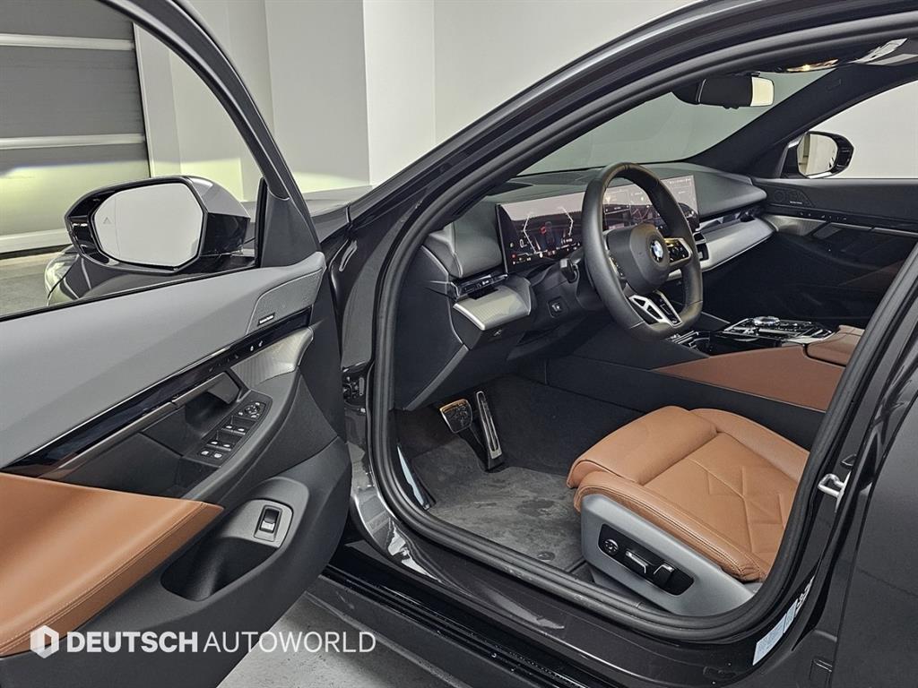 BMW 5시리즈(8세대) 530i xDrive M 스포츠