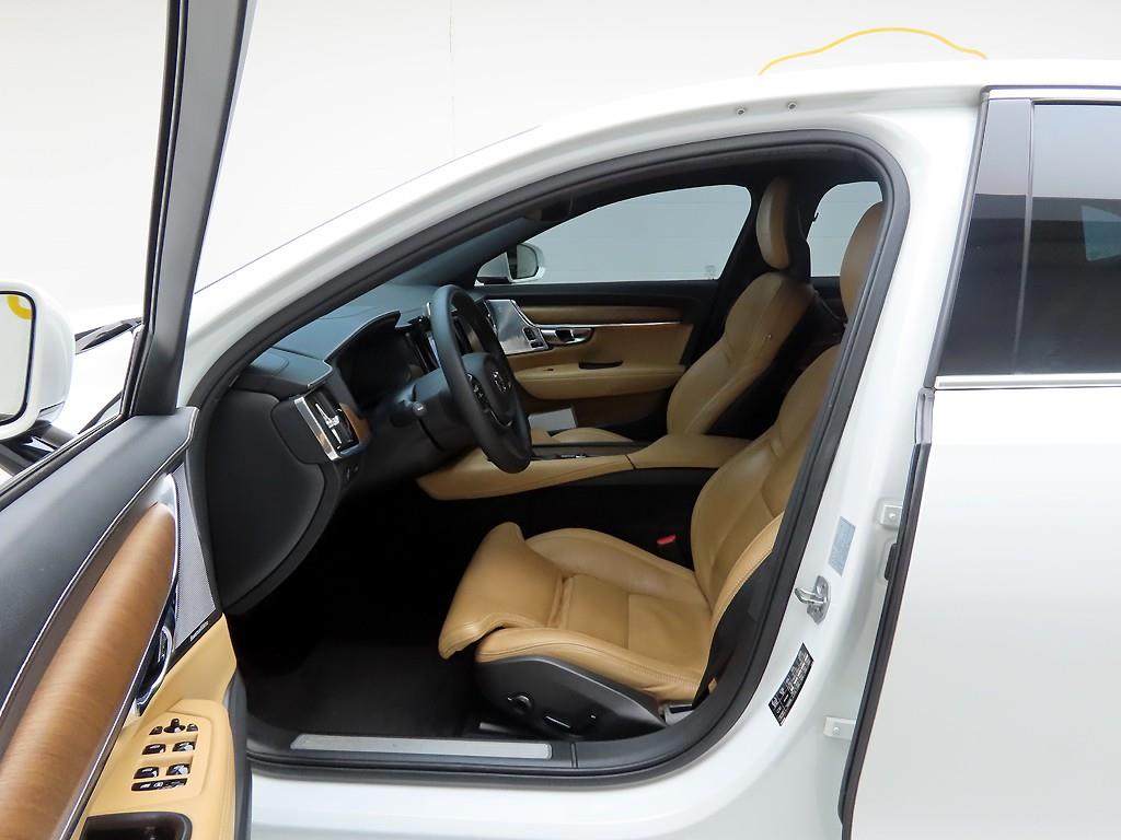 볼보 더 뉴 S90 D5 AWD 인스크립션 - 이미지 19