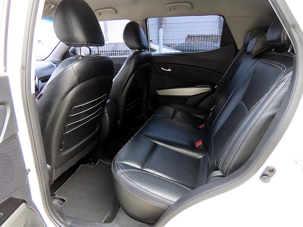 KG모빌리티(쌍용) 티볼리 디젤 2WD TX - 이미지 6