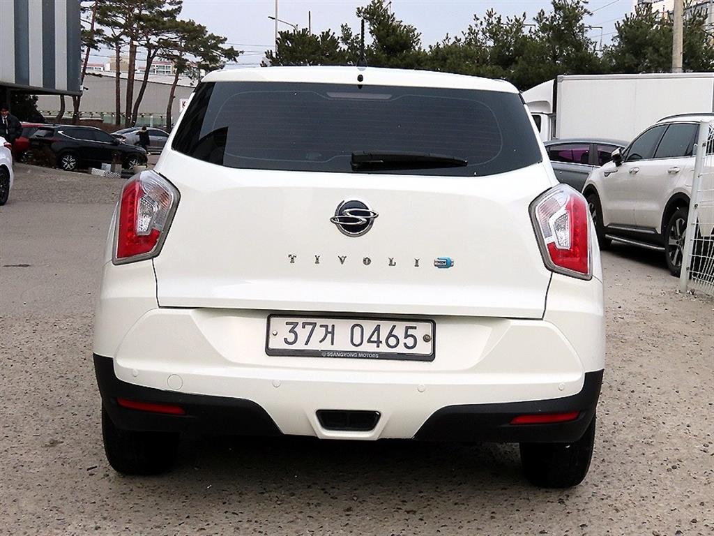 KG모빌리티(쌍용) 티볼리 디젤 2WD TX - 이미지 3