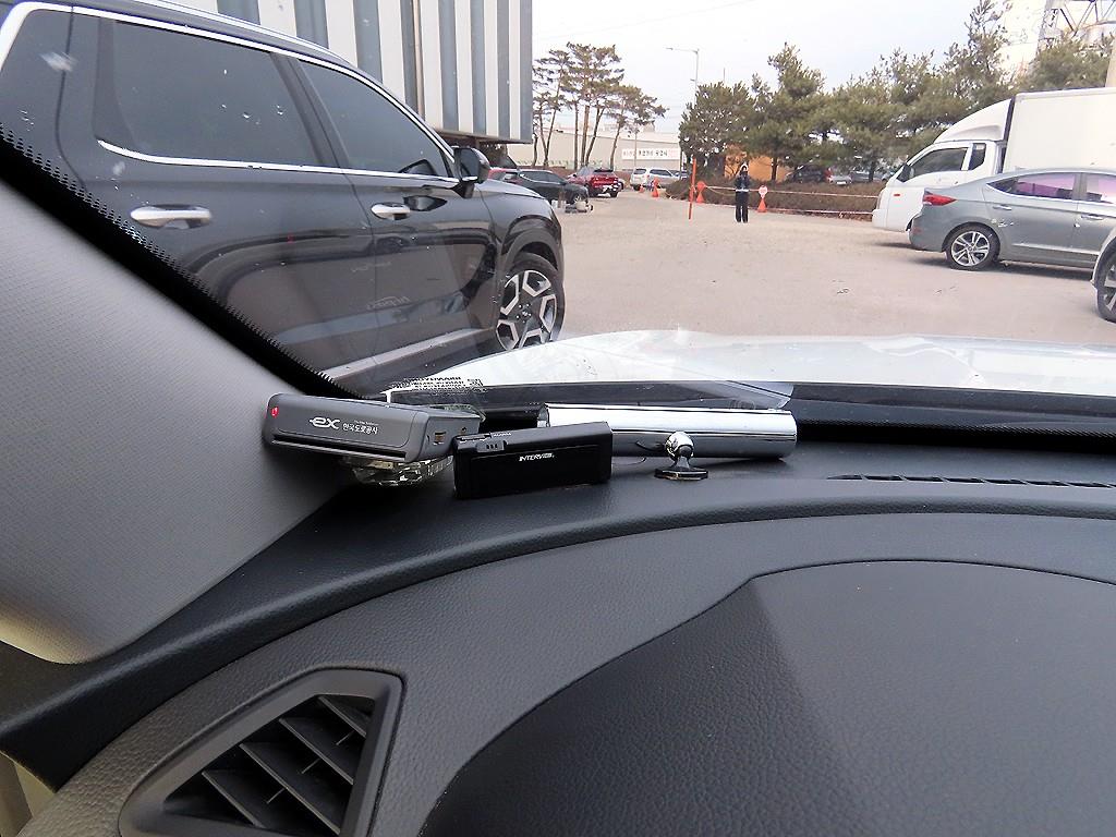 KG모빌리티(쌍용) 티볼리 디젤 2WD TX - 이미지 12