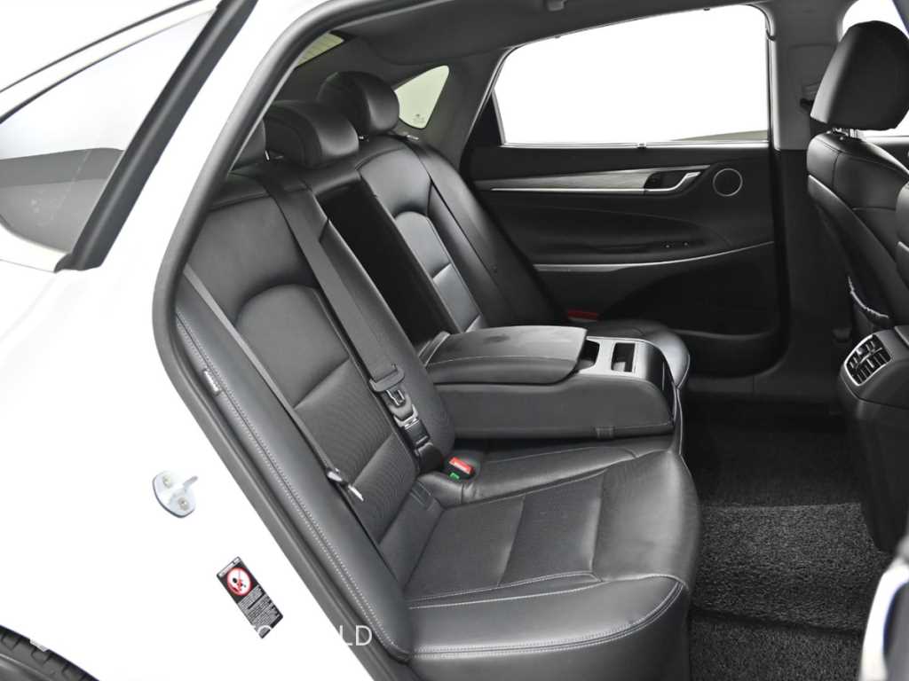 현대 그랜저IG 하이브리드 2.4 HEV 익스클루시브 스페셜 - 이미지 14