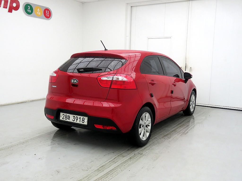 기아 올 뉴프라이드 5도어 1.4 MPI 디럭스 - 이미지 11