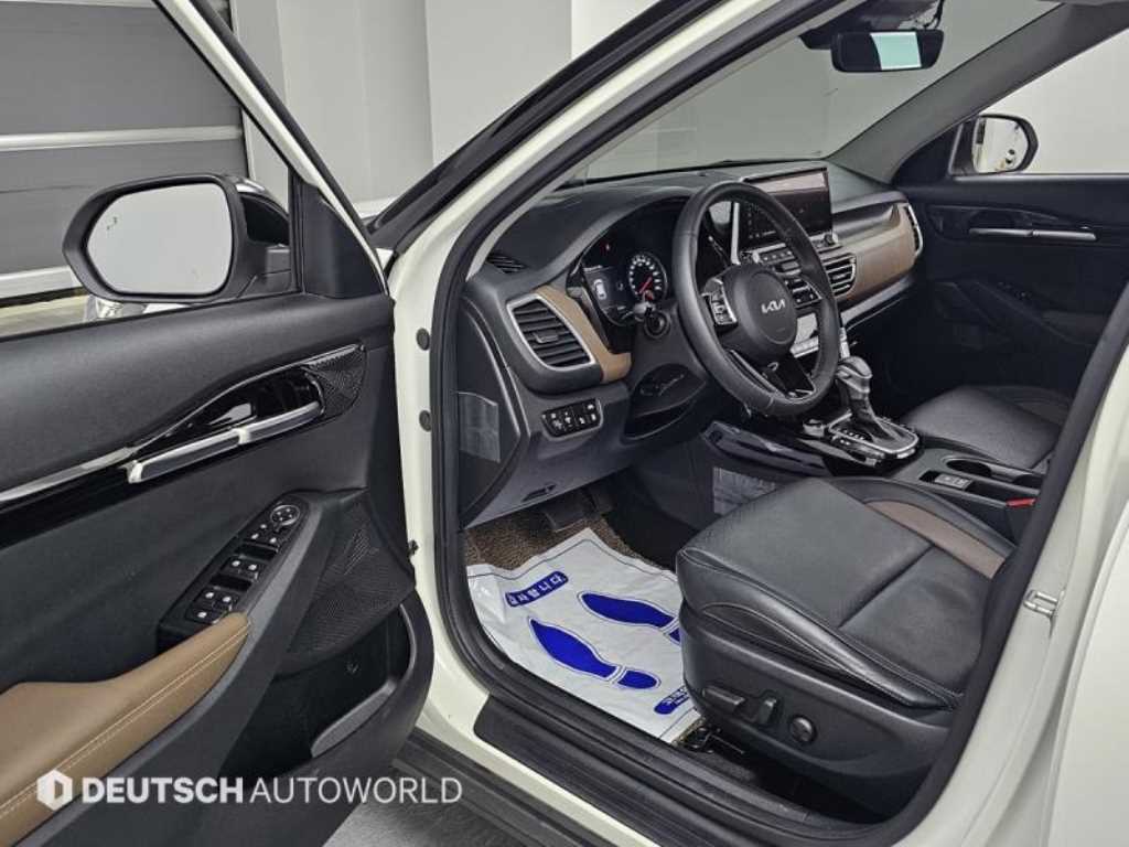 기아 셀토스 1.6 가솔린 2WD 시그니처 - 이미지 17