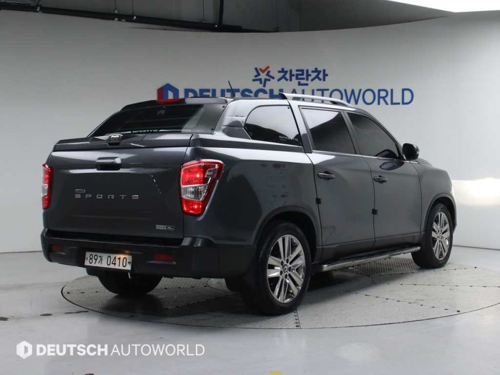 KG모빌리티(쌍용) 렉스턴 스포츠 2.2 4WD 프레스티지 - 이미지 11