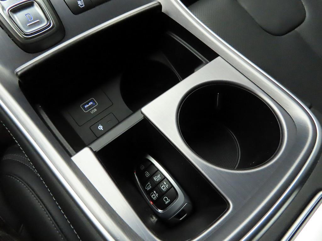 현대 더 뉴싼타페 하이브리드 1.6 HEV AWD 캘리그래피 - 이미지 11