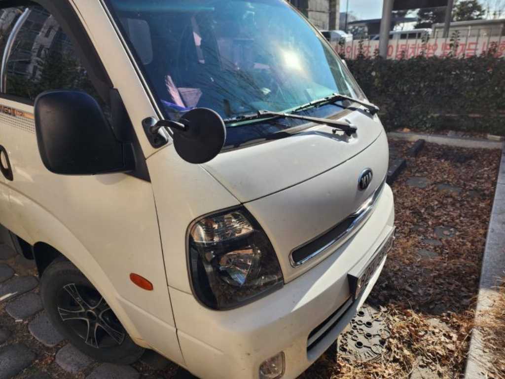 기아 봉고Ⅲ화물 냉동탑차 1톤 킹캡 - 이미지 5