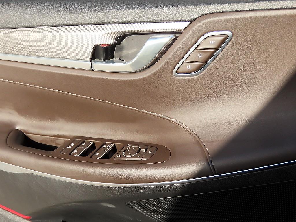 현대 더 뉴그랜저IG 가솔린 2.5 익스클루시브 - 이미지 19