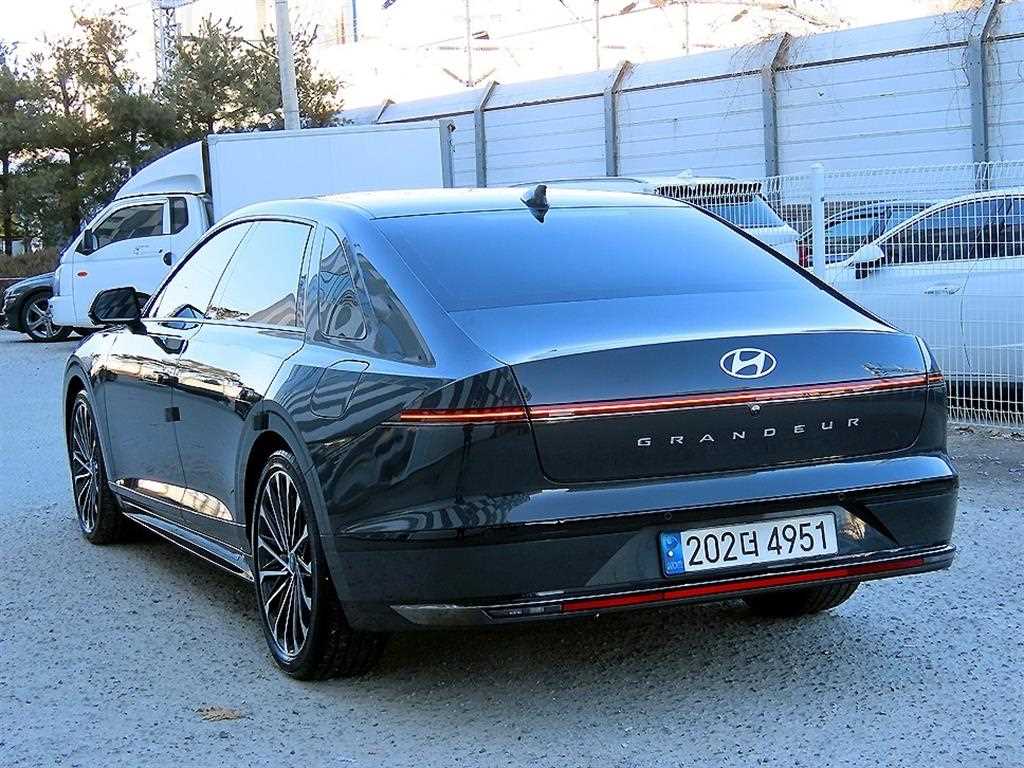 현대 디 올뉴그랜저 가솔린 2.5 캘리그래피 - 이미지 20