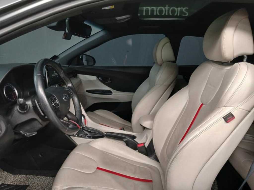 현대 벨로스터(JS) 1.6 터보 스포츠 코어 - 이미지 10