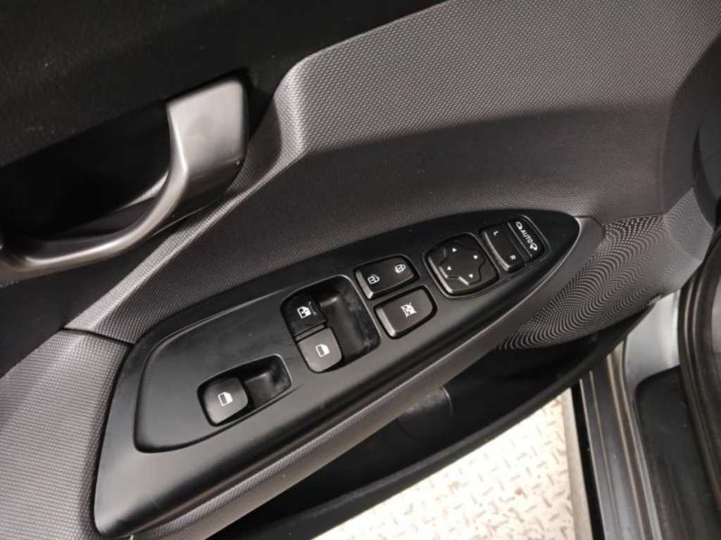 현대 벨로스터(JS) 1.6 터보 스포츠 코어 - 이미지 15