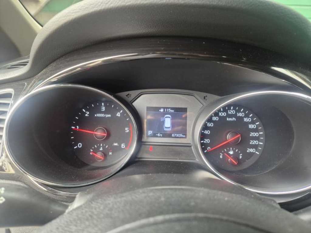 기아 더 뉴카니발 9인승 디젤 프레스티지 - 이미지 6