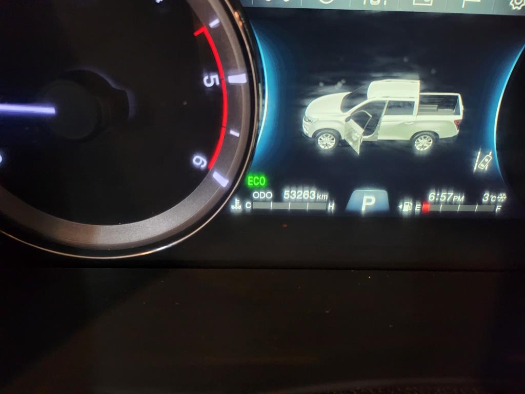 KG모빌리티(쌍용) 렉스턴 스포츠 칸 디젤 2.2 4WD 다이내믹 에디션 5링크 - 이미지 6