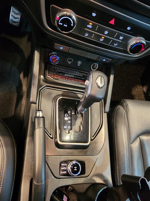 KG모빌리티(쌍용) 렉스턴 스포츠 칸 디젤 2.2 4WD 다이내믹 에디션 5링크 - 이미지 14