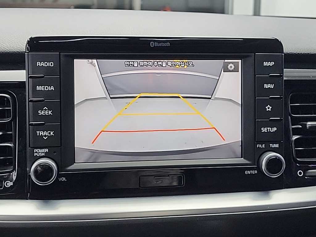 기아 스토닉 U2 1.6 디젤 프레스티지 - 이미지 13