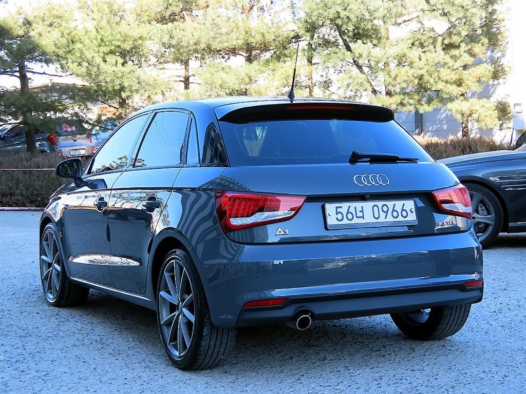 아우디 A1 30 TDI 스포트백 스포츠 스프린트 에디션 - 이미지 16