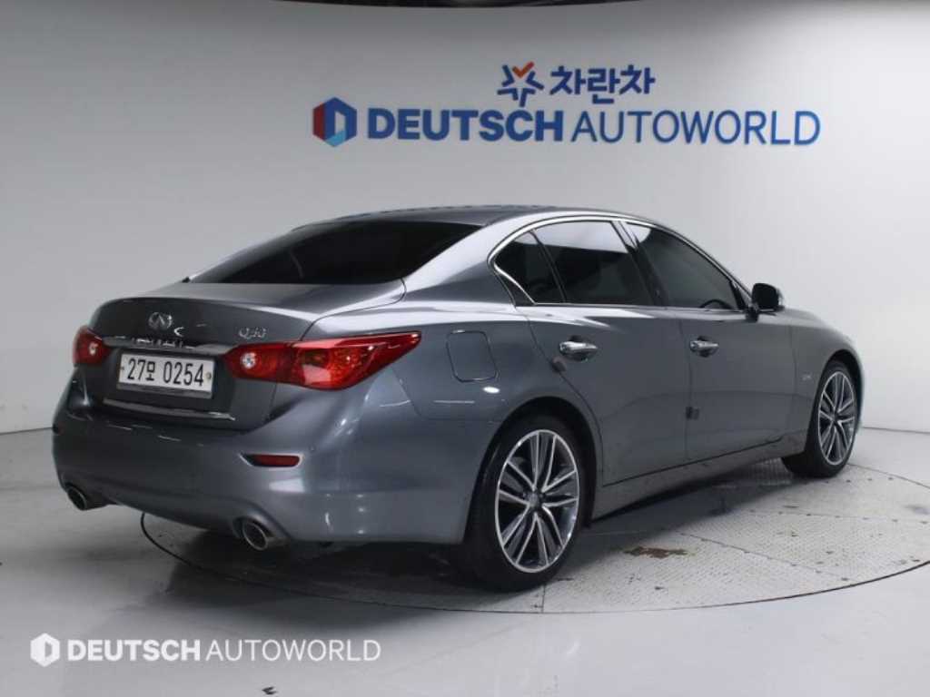 인피니티 Q50 2.2D - 이미지 9