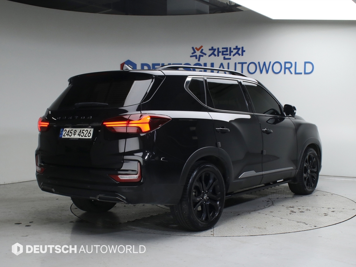 KG모빌리티(쌍용) 올 뉴렉스턴 2.2 4WD 더 블랙 - 이미지 2