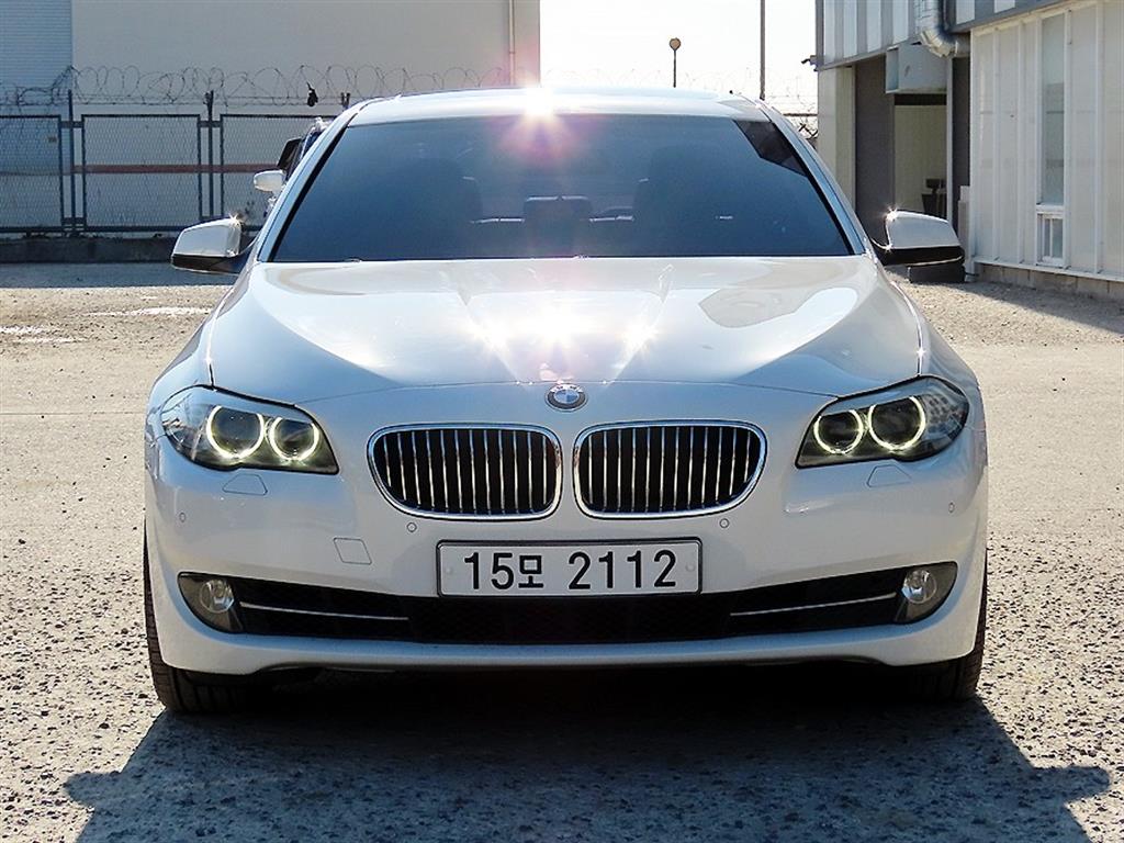 BMW 5시리즈(6세대) 528i - 이미지 15