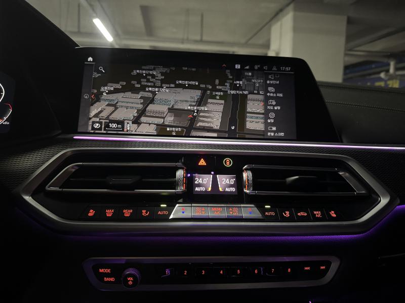 BMW X5(4세대) 40i xDrive M 스포츠팩 - 이미지 19