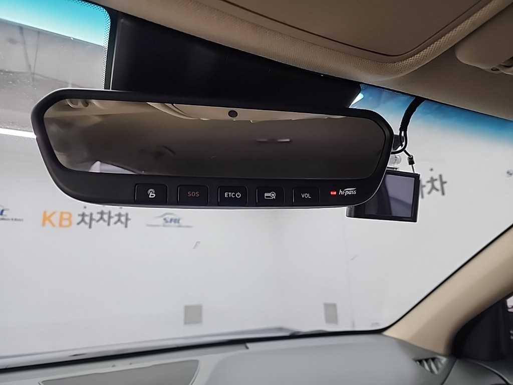 현대 코나 1.6 가솔린 2WD 프리미엄 - 이미지 3