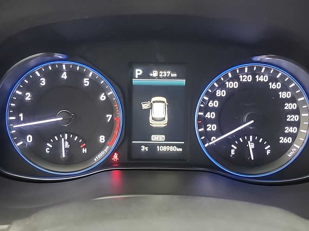 현대 코나 1.6 가솔린 2WD 프리미엄 - 이미지 16