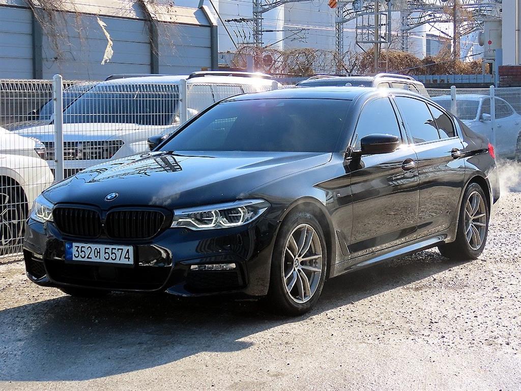 BMW 5시리즈(7세대) 530i M스포츠팩 플러스 - 이미지 2